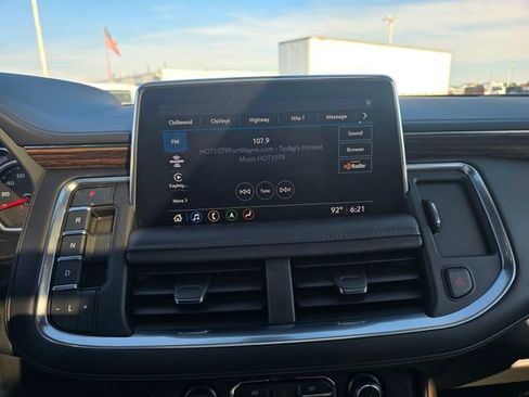 Used 2021 Chevrolet Suburban High Country AWD/4WD image 27