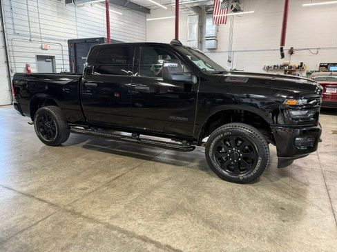 Used 2025 RAM 2500 Big Horn AWD/4WD image 6