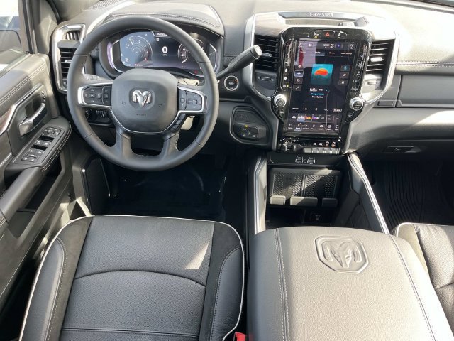 New 2027 RAM 2500 Laramie AWD/4WD image 16