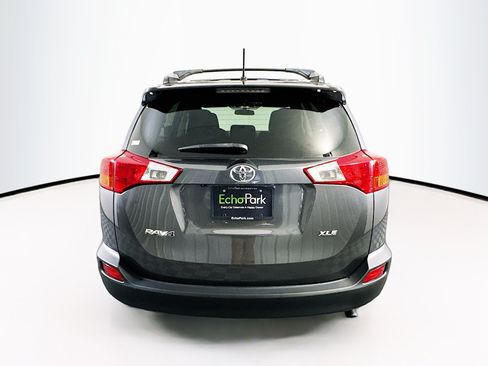 Used 2013 Toyota RAV4 XLE FWD image 7