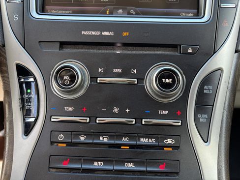 Used 2016 Lincoln MKX Select w/ Select Plus Package image 35