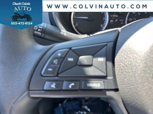 New 2025 Nissan Kicks Play S image 16