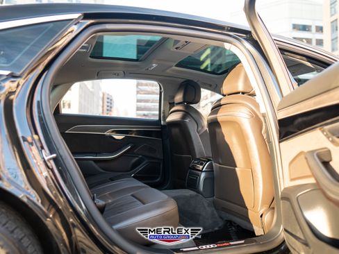 Used 2021 Audi A8 L 4.0T w/ Interior Protection Package image 17