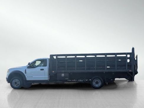 Used 2017 Ford F550 2WD Regular Cab Super Duty image 6