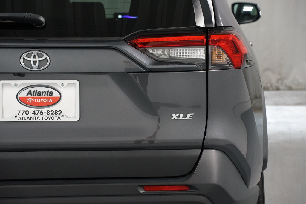 Certified 2025 Toyota RAV4 XLE FWD image 10