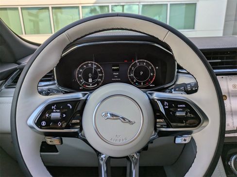 New 2026 Jaguar F-PACE R-Dynamic S image 30