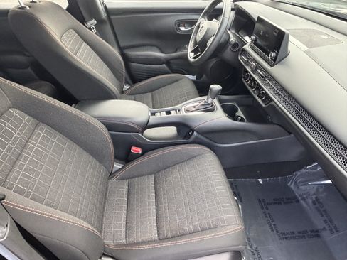 Certified 2024 Honda HR-V Sport image 9