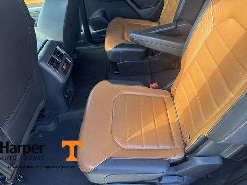 Used 2019 Volkswagen Atlas SEL Premium image 10