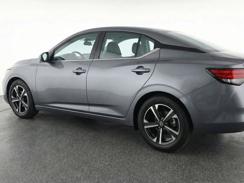 Used 2025 Nissan Sentra SV FWD image 6