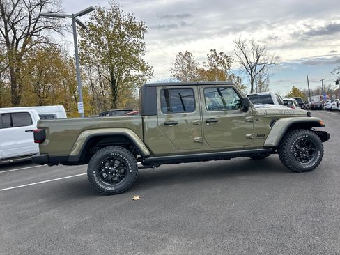 New 2026 Jeep Gladiator Willys image 16