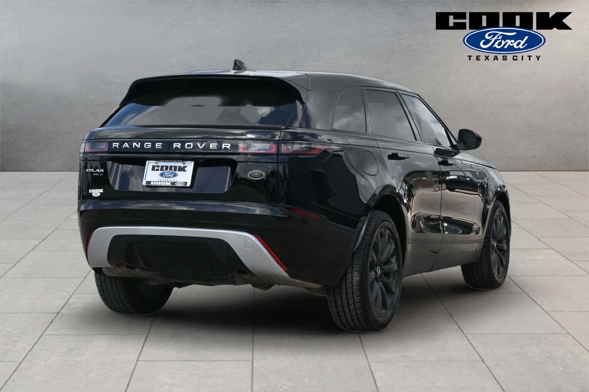 Used 2020 Land Rover Range Rover Velar S AWD/4WD image 3