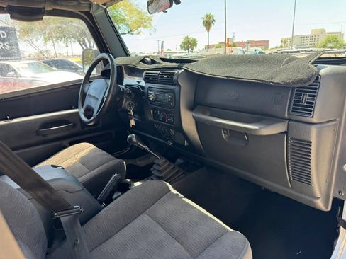 Used 2003 Jeep Wrangler SE AWD/4WD image 28