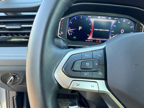 Certified 2025 Volkswagen Jetta SEL image 19