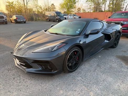 Used 2020 Chevrolet Corvette Stingray Premium Cpe w/ 3LT Preferred Equipment Group image 5