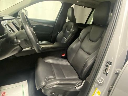 Used 2023 Volvo XC90 B6 Ultimate AWD/4WD image 11