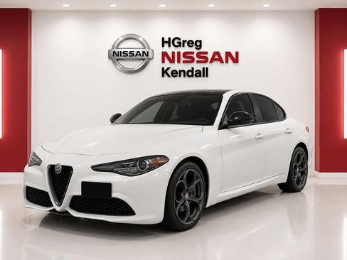 Used 2021 Alfa Romeo Giulia Sprint w/ Active Assist 1 Package RWD image 4