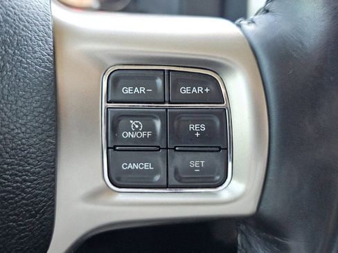 Used 2017 RAM 1500 Laramie image 14