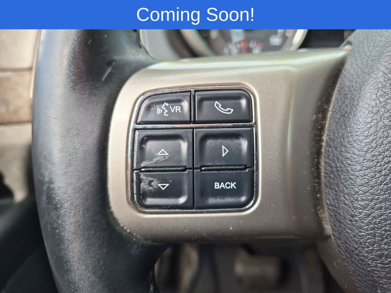 Used 2011 Jeep Grand Cherokee Laredo w/ Security & Convenience Group AWD/4WD image 23