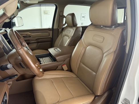 Used 2019 RAM 1500 Limited image 16