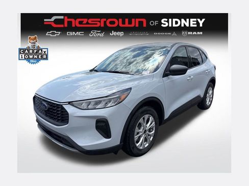 Used 2025 Ford Escape Active w/ Cold Weather Package FWD image 1