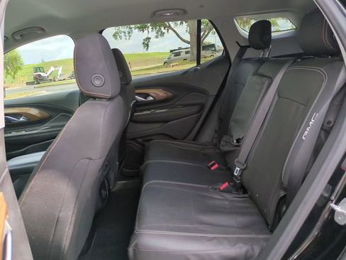 Used 2020 GMC Terrain SLE w/ Driver Convenience Package FWD image 13