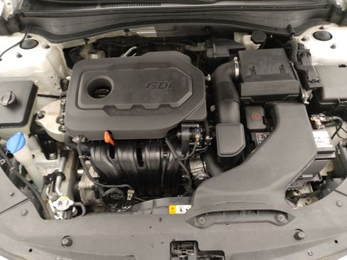 Used 2019 Kia Optima LX FWD image 30