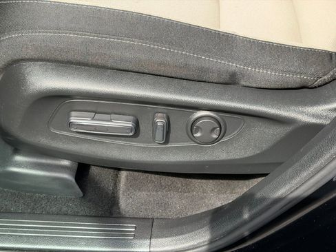 Used 2024 Honda CR-V EX image 13