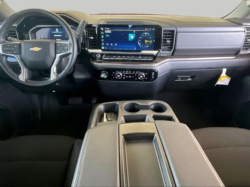 Used 2023 Chevrolet Silverado 1500 LT AWD/4WD image 15