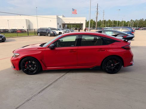 Certified 2024 Honda Civic Type R image 5