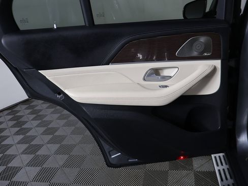 Used 2023 Mercedes-Benz GLE 450 4MATIC w/ AMG Line Exterior image 29