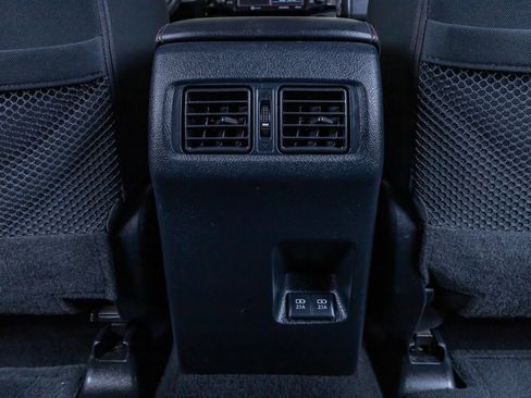 Used 2021 Toyota 4Runner TRD Off-Road AWD/4WD image 31