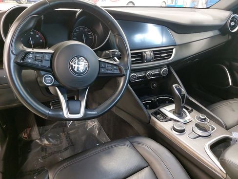 Used 2023 Alfa Romeo Giulia Ti w/ Active Assist Plus Package RWD image 18