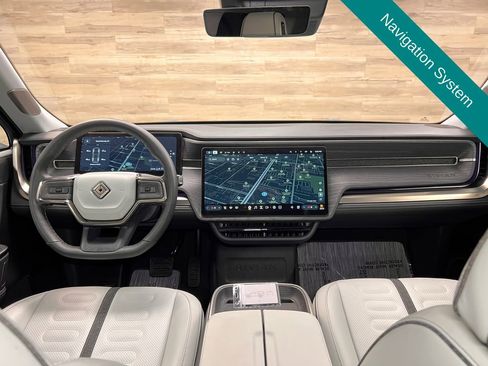Used 2025 Rivian R1S Adventure AWD/4WD image 2