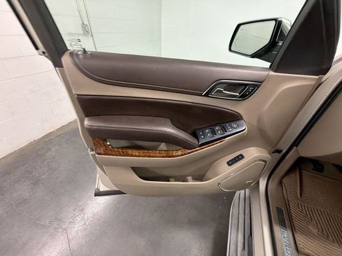 Used 2015 Chevrolet Tahoe LTZ RWD image 23