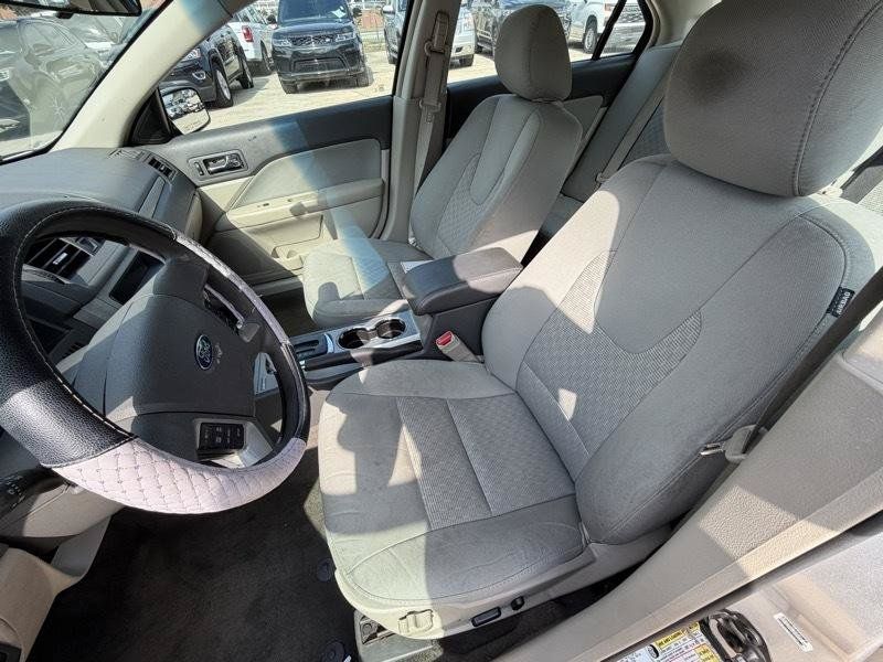 Used 2012 Ford Fusion SE FWD image 13