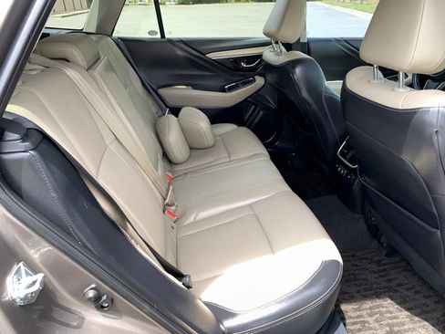 Used 2021 Subaru Outback Limited XT AWD/4WD image 33