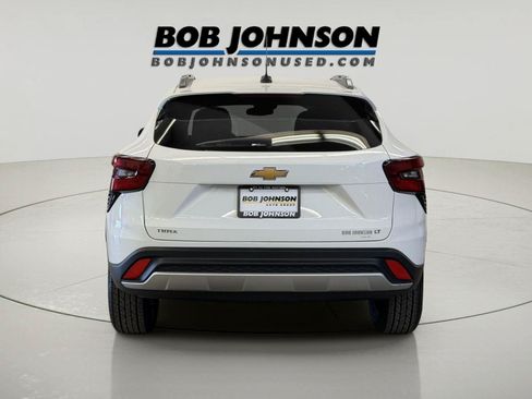 Certified 2024 Chevrolet Trax LT w/ Driver Confidence Package FWD image 10