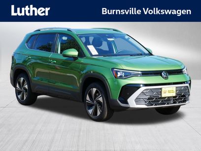New 2025 Volkswagen Taos SE