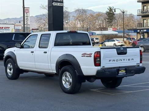 Used 2002 Nissan Frontier XE image 5