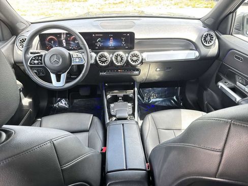 Used 2022 Mercedes-Benz GLB 250 image 18