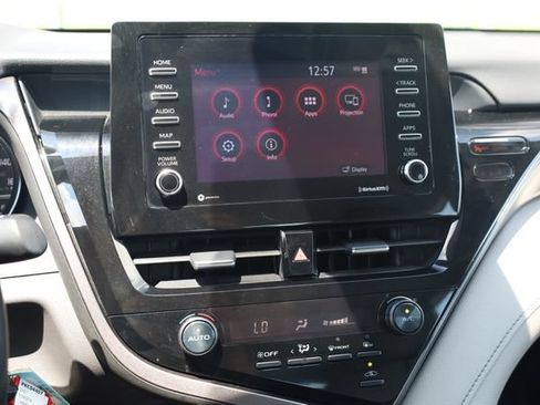 Used 2021 Toyota Camry SE w/ Cold Weather Package AWD/4WD image 21