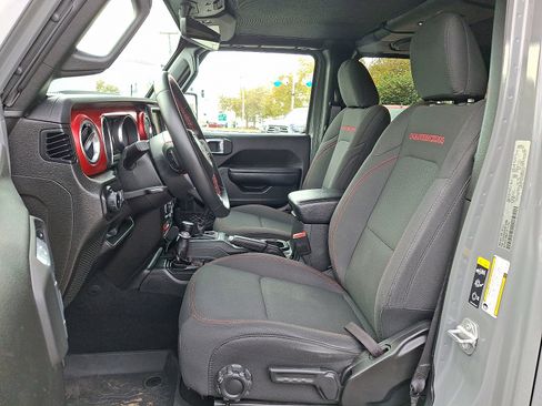 Used 2022 Jeep Wrangler Unlimited Rubicon image 13