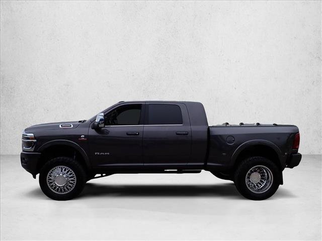Used 2025 RAM 3500 Longhorn AWD/4WD image 2