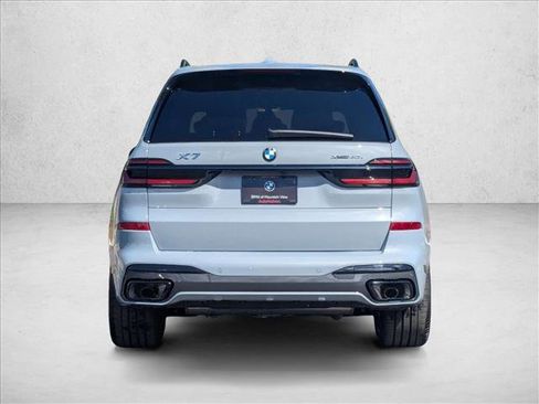 New 2026 BMW X7 xDrive40i w/ M Sport Package image 6