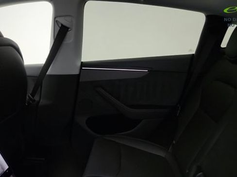 Used 2026 Tesla Model Y 2WD image 56