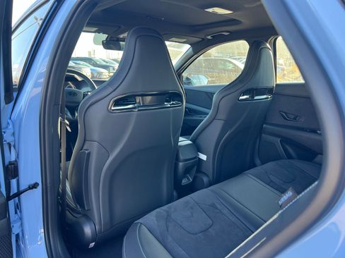 New 2026 Hyundai Elantra N FWD image 15