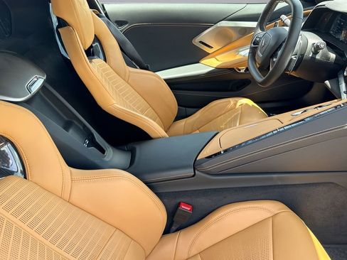 Used 2024 Chevrolet Corvette Stingray Preferred Cpe w/ 2LT RWD image 18