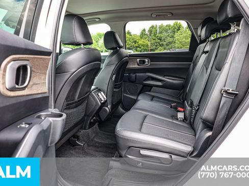 Used 2023 Kia Sorento S w/ Panoramic Sunroof Package AWD/4WD image 18