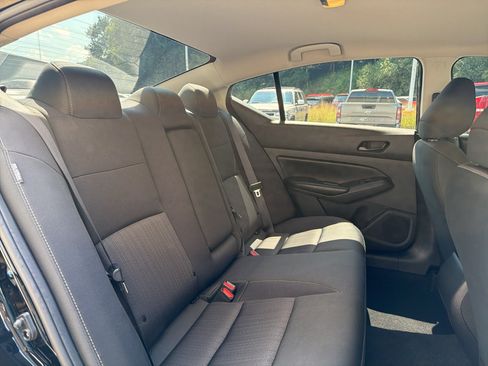 Used 2024 Nissan Altima 2.5 S FWD image 18