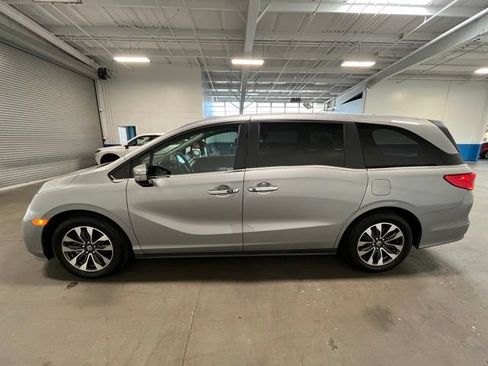 Used 2023 Honda Odyssey EX-L image 6
